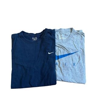 Nike Men's Navy and Gray Short Sleeve Tees